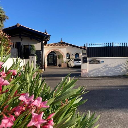 Charme & Confort- Les Cottages Du Bassin D'Arcachon- Petit-Dejeuner Sur Demande - Nuitee, Court Sejour, Semaine Gujan-Mestras Buitenkant foto